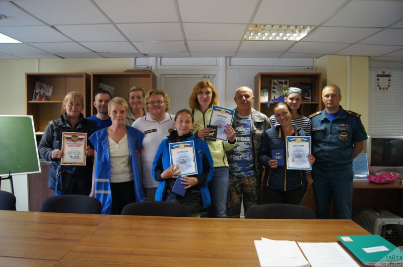 Фото: Antonina CHigvinceva (Антонина Чигвинцева), Larisa Kutina (Лариса Кутина), Золина Александра, руководитель кинологической службы МЧС России Колпакова Елена Евгеньевна, Antonina CHigvinceva (Антонина Чигвинцева), Elizaveta Safiullina (Елизавета Сафиуллина), Aleksandr Burmistrov (Александр Бурмистров), Aleksandra Fetisova (Александра Фетисова), Anastasiya Kireeva (Анастасия Киреева), начальник 46 кинологического центра Ногинского спасательного центра Николай Банцов